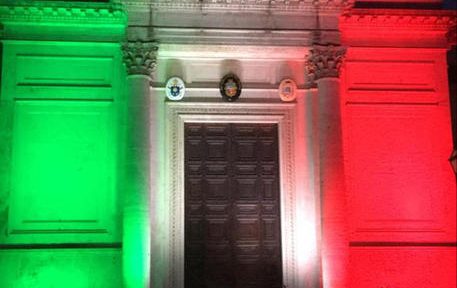 'Illuminata con il tricolore la Chiesa di San Salvatore in Lauro in segno di speranza, Roma, 21 aprile 2020. ANSA/UFFICIO STAMPA ++ NO SALES, EDITORIAL USE ONL Y ++